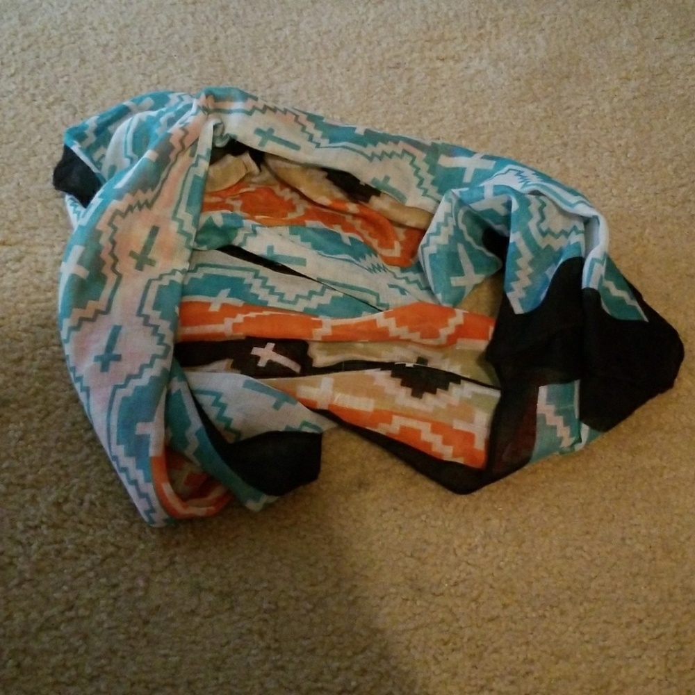 Cross infinity scarf